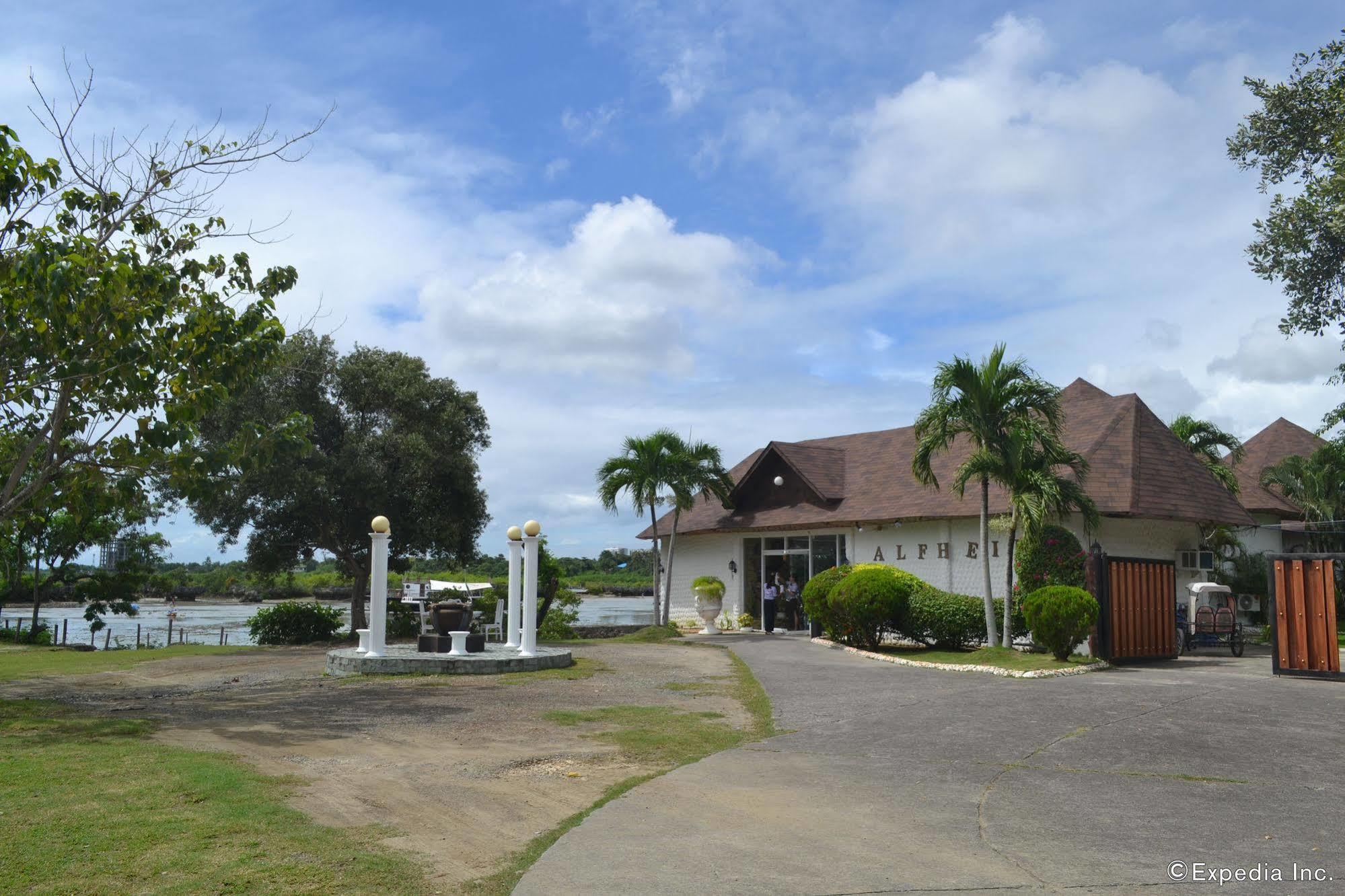 Alfheim Resort Lapu-Lapu City Exterior photo